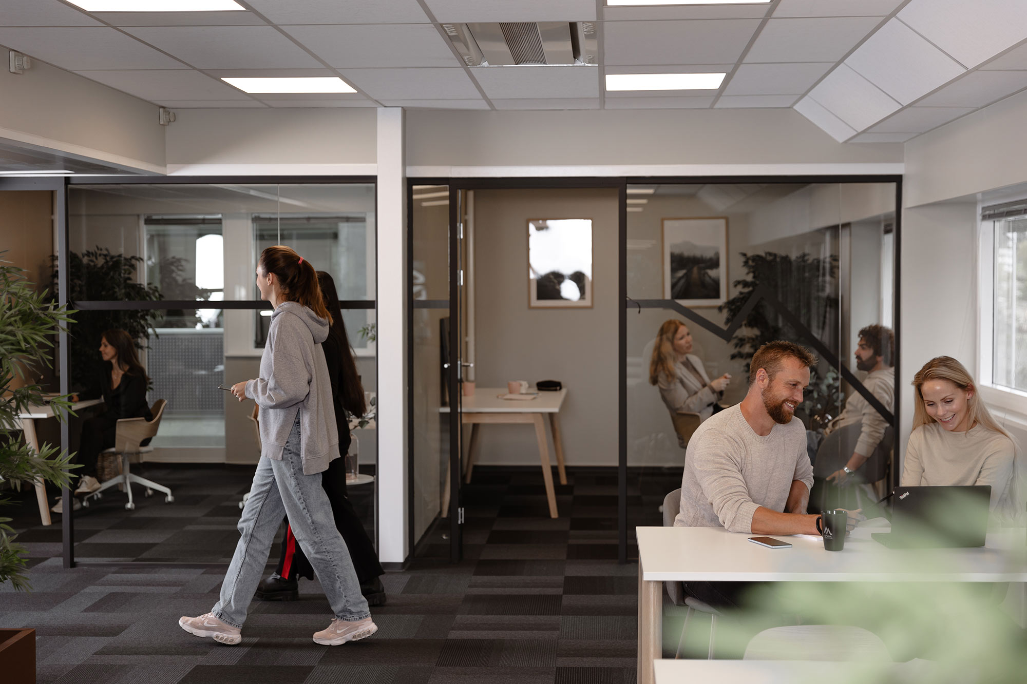 Coworking vs. tradisjonelle kontorlokaler – fordeler og ulemper